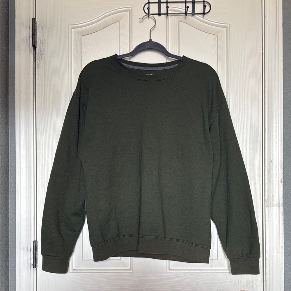 Fruit of the Loom Green Crewneck Sweatshirt